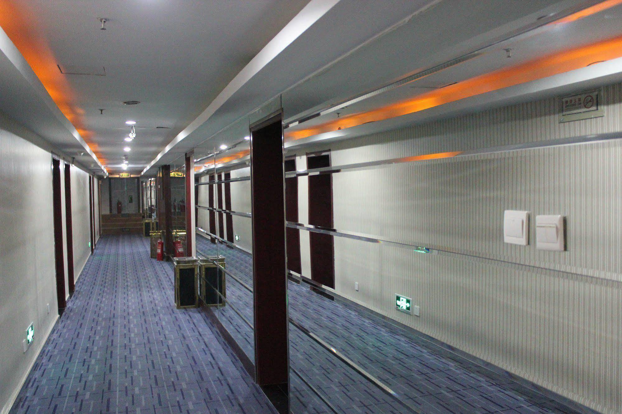 Ao Xiang Ge Hotel Beijing Bagian luar foto
